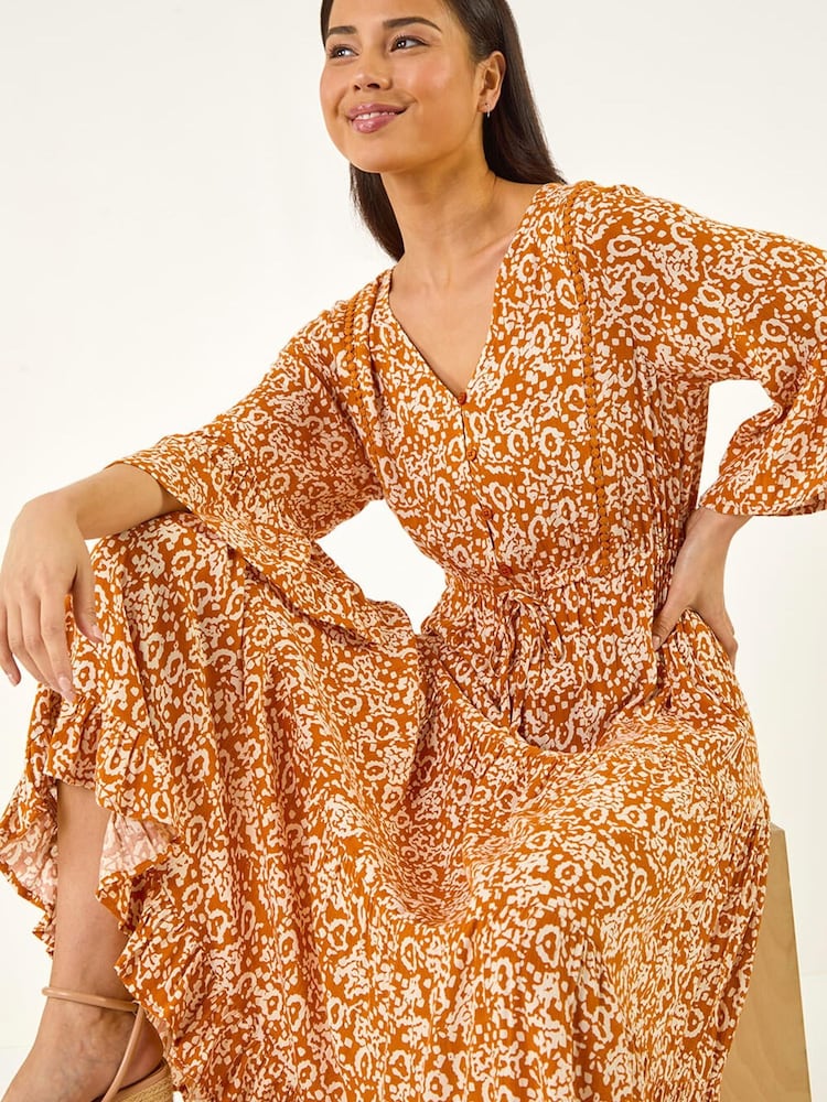 فستان ميدي بياقة على شكل حرف V وطبعة مجردة من Roman Petite - Image 1 of 5 فستان ميدي بياقة على شكل حرف V وطبعة مجردة من Roman Petite - Image 1 of 5