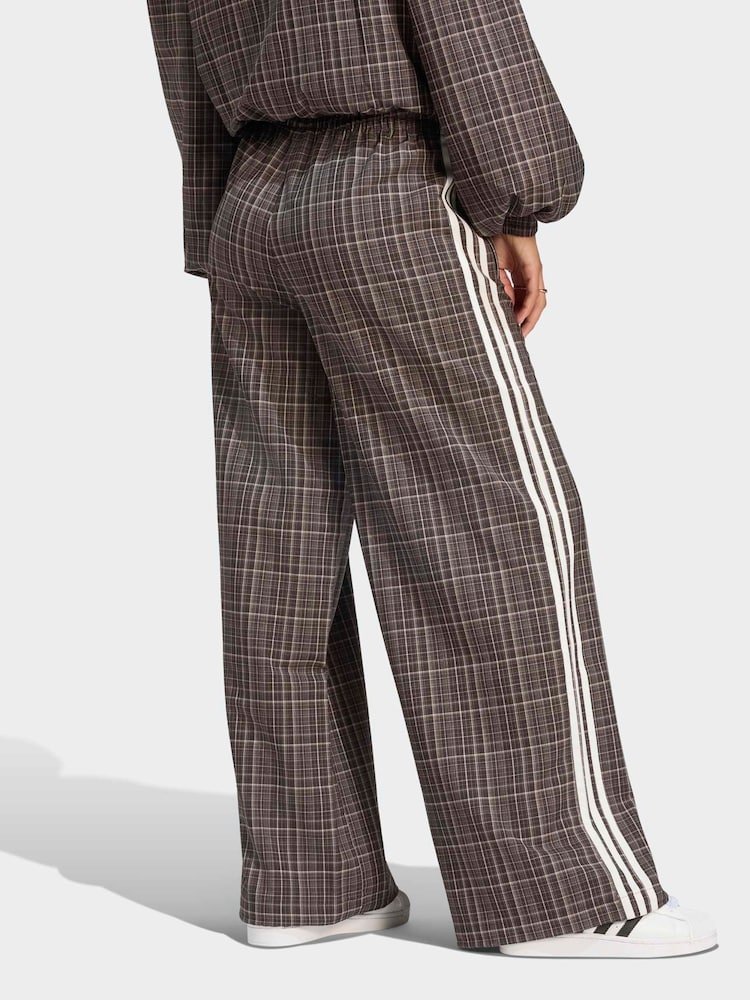 adidas Originals Brown Check Loose Wide Leg Trousers - Image 2 of 5 adidas Originals Brown Check Loose Wide Leg Trousers - Image 2 of 5