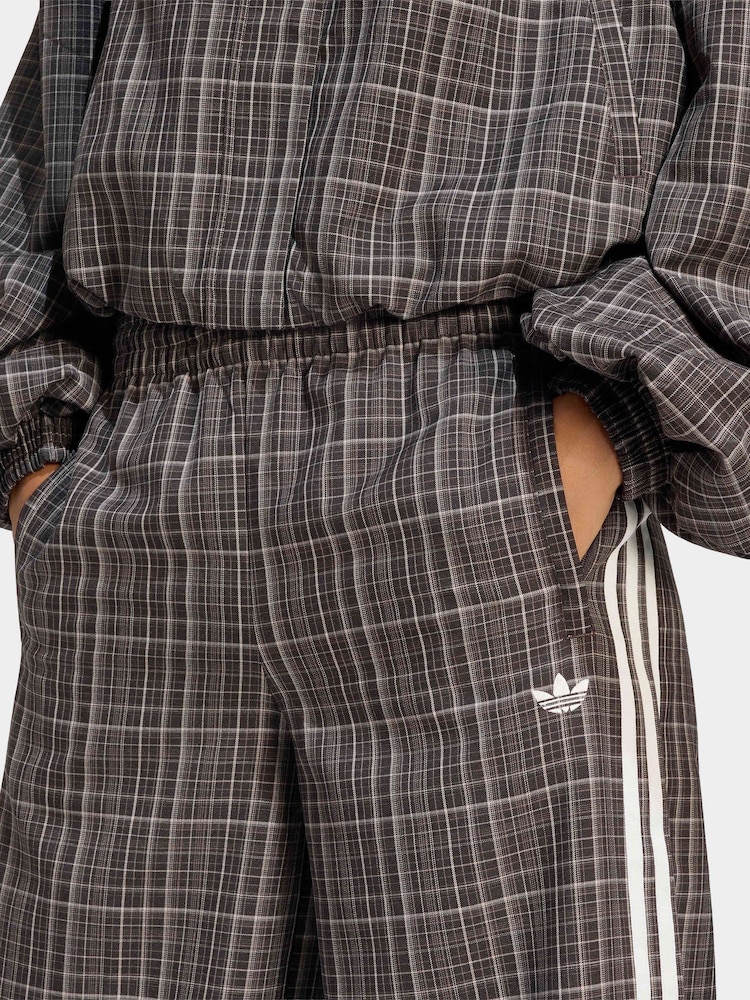 adidas Originals Brown Check Loose Wide Leg Trousers - Image 5 of 5 adidas Originals Brown Check Loose Wide Leg Trousers - Image 5 of 5