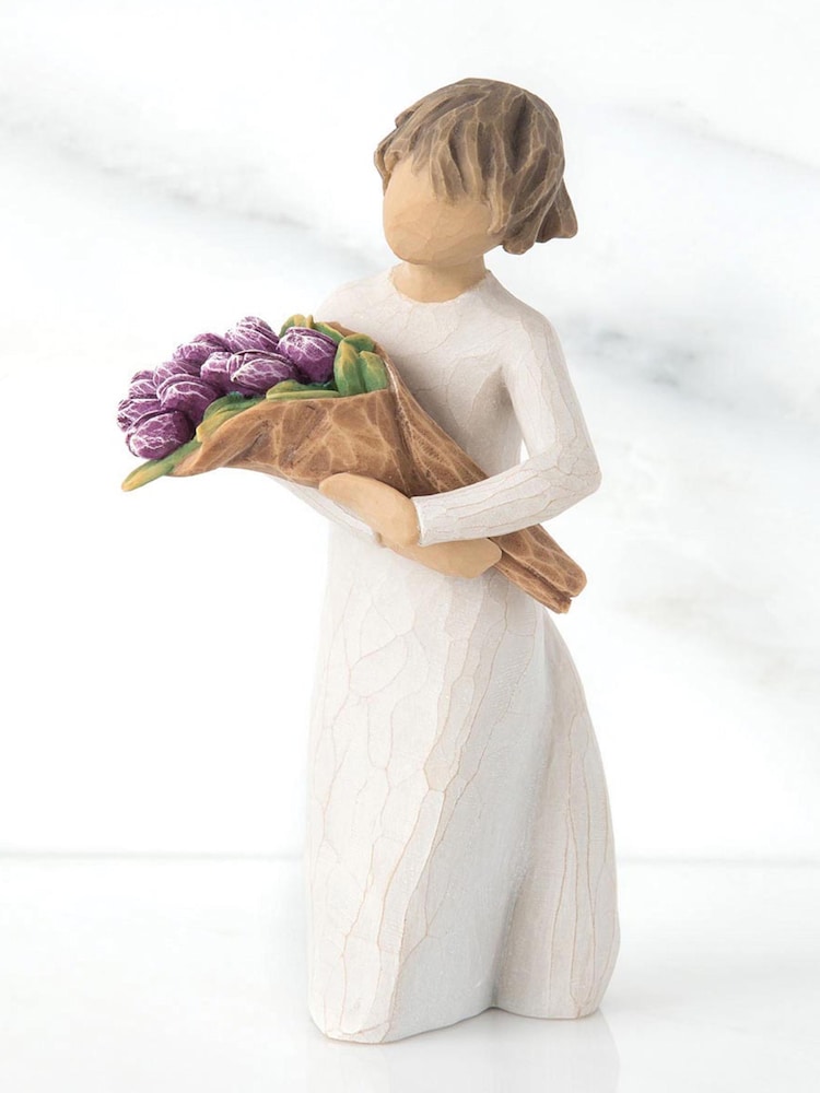Willow Tree Off White Surprise Figurine - Image 1 of 3 Willow Tree Off White Surprise Figurine - Image 1 of 3