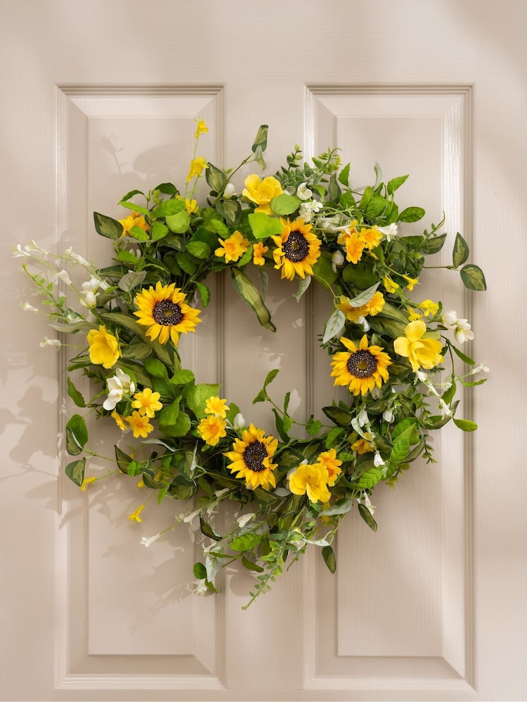 Scottish Everlastings Ltd Yellow Spring Sunflower Wreath - Image 1 of 3