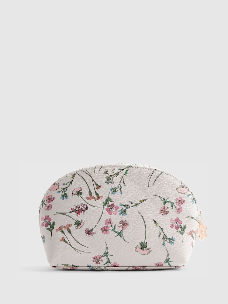 River Island Cream Ditsy Floral Make Up Pouch - Image 2 of 5 River Island Cream Ditsy Floral Make Up Pouch - Image 2 of 5