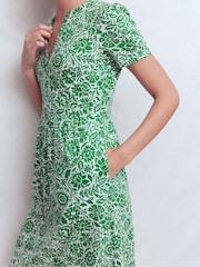 グリーン フローラル - Boden Naomi ショートジャージードレス - 画像 2 / 6