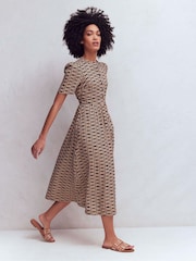 Boden Ivy リネン・ミディドレス - 画像 4 / 6