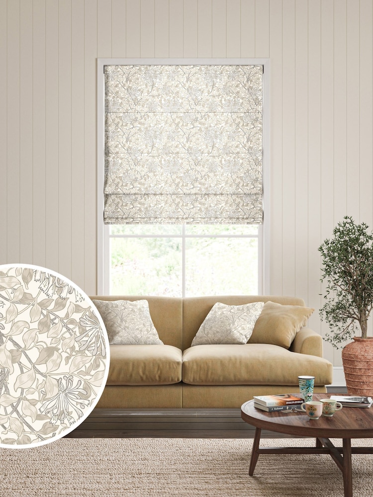 William Morris At Home Honeysuckle Linen Made to Measure Roman Blind - Image 1 of 6