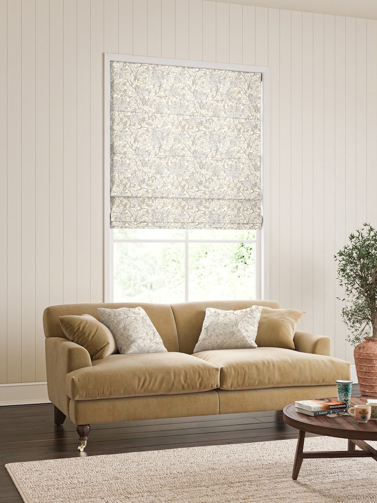 William Morris At Home Honeysuckle Linen Made to Measure Roman Blind - Image 2 of 6