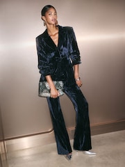 أزرق داكن - Friends Like These Crinkle Velvet Single Breasted Blazer - صورة 4 من 5