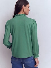 Boden Emily Pom Detail Ruffle Shirt - Imaginea 3 din 5