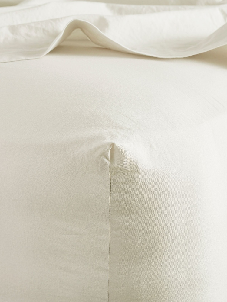 Bedfolk Cloud Relaxed Cotton Deep Fitted Sheet - Image 1 of 5