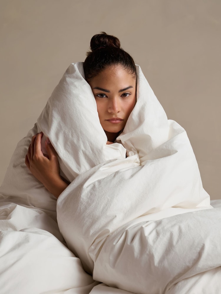 Bedfolk Cloud Relaxed Cotton Deep Fitted Sheet - Image 5 of 5