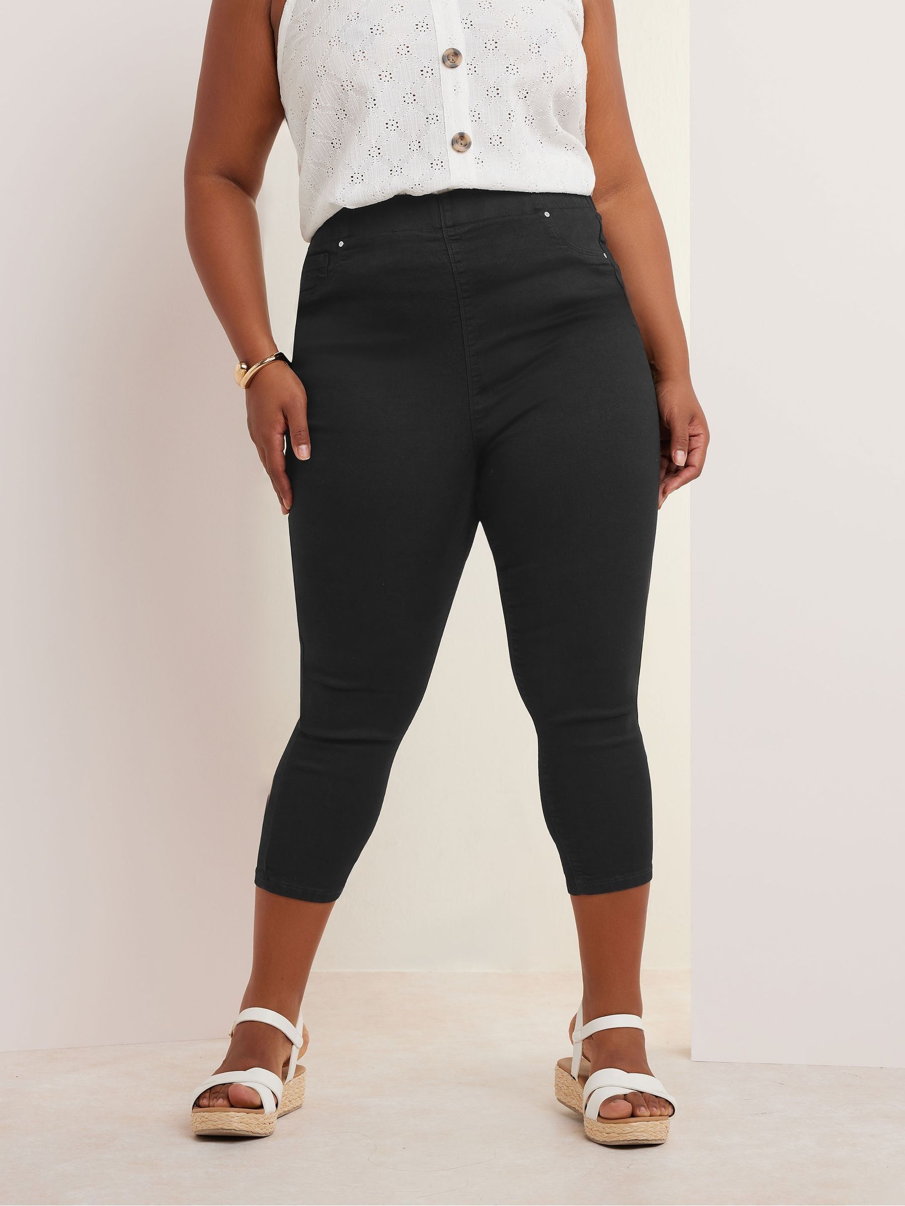 Yours Women's Black Cropped Stretch Jeggings In | Size: 34-36 - Image 2
