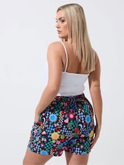 Yours Curve Black Limited Mixed Print Shorts - Image 3 of 5
