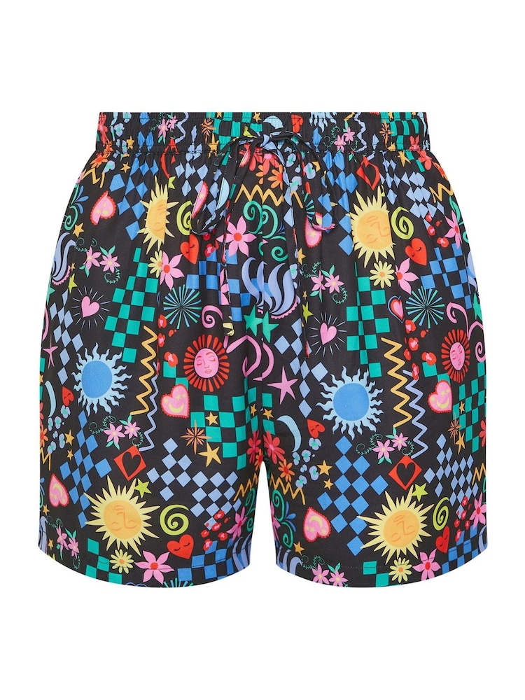 Yours Curve Black Limited Mixed Print Shorts - Image 5 of 5