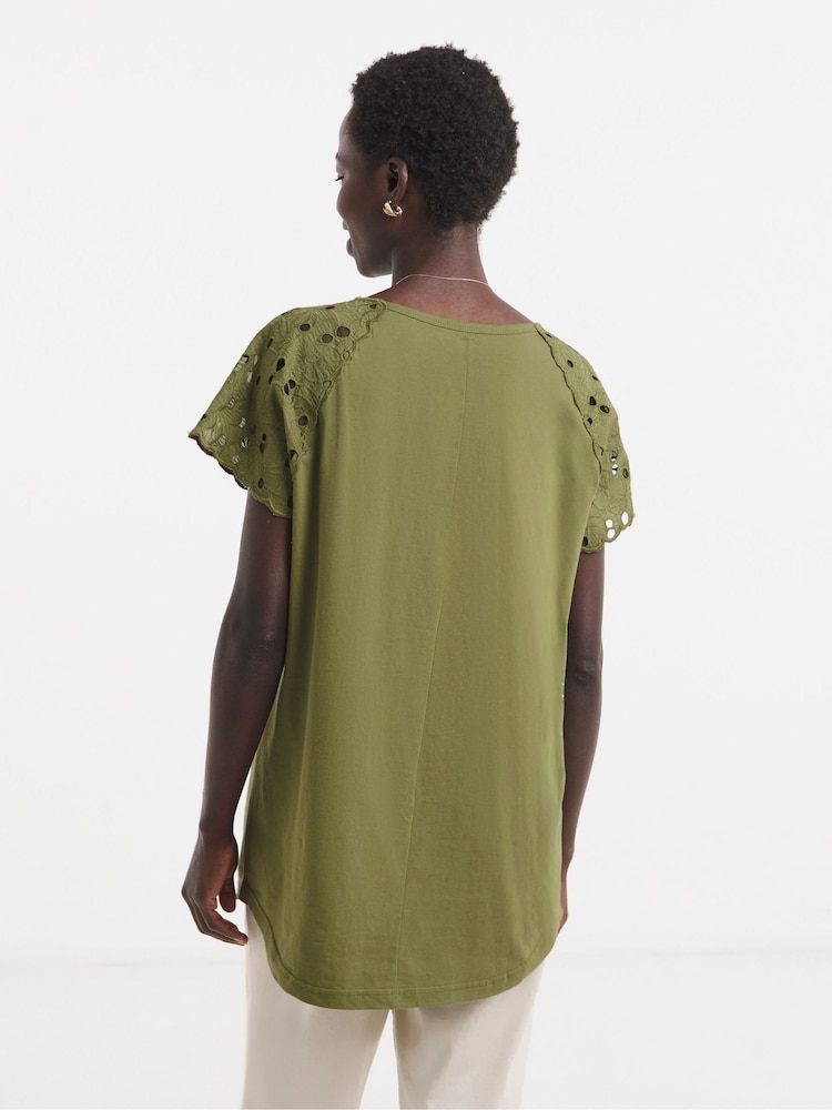JD Williams Green Broderie Shoulder Longline Top - Image 2 of 4