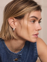 Silberfarben - Mint Velvet Textured Hoops - Bild 4 von 4