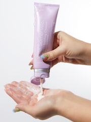 Kate Somerville DeliKate Soothing Cleanser 120 ml / 4 fl oz - Image 2 of 2