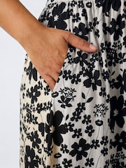Roman Natural Curve Floral Print Pocket Midi Dress - Image 5 of 5