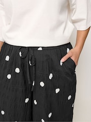 Yours Curve Black Polka Dot Woven Printed Trousers - Image 4 of 5