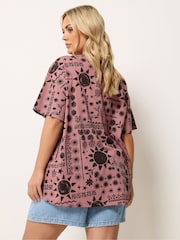 Yours Curve Brown Sun Patch Stepped Hem Boxy T-Shirt - Image 3 of 5