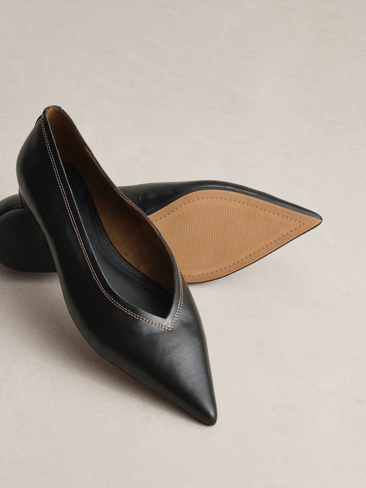 Black N.Premium Leather High Cut Pointed Flats - Image 5 of 5