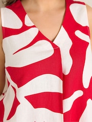 Evans Red All Over Print Premium Linen Pleated Vest - Image 5 of 5