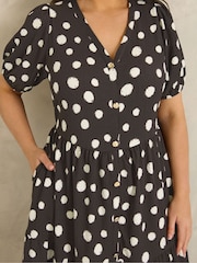 Braun - Evans Kurzarm-Kleid mit Knopfleiste - Bild 4 von 5