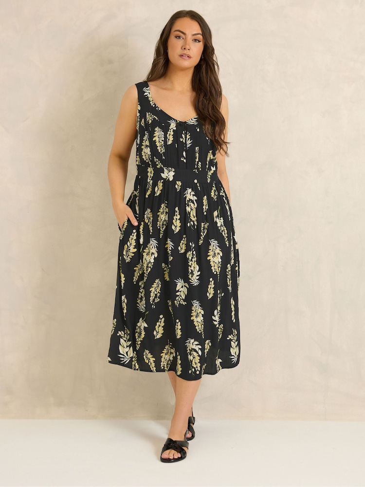 Evans Black Floral Crochet Trim Sundress - Image 2 of 5 Evans Black Floral Crochet Trim Sundress - Image 2 of 5