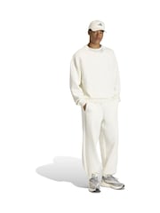 سويت شيرت ناعم الملمس من adidas - Image 3 of 7