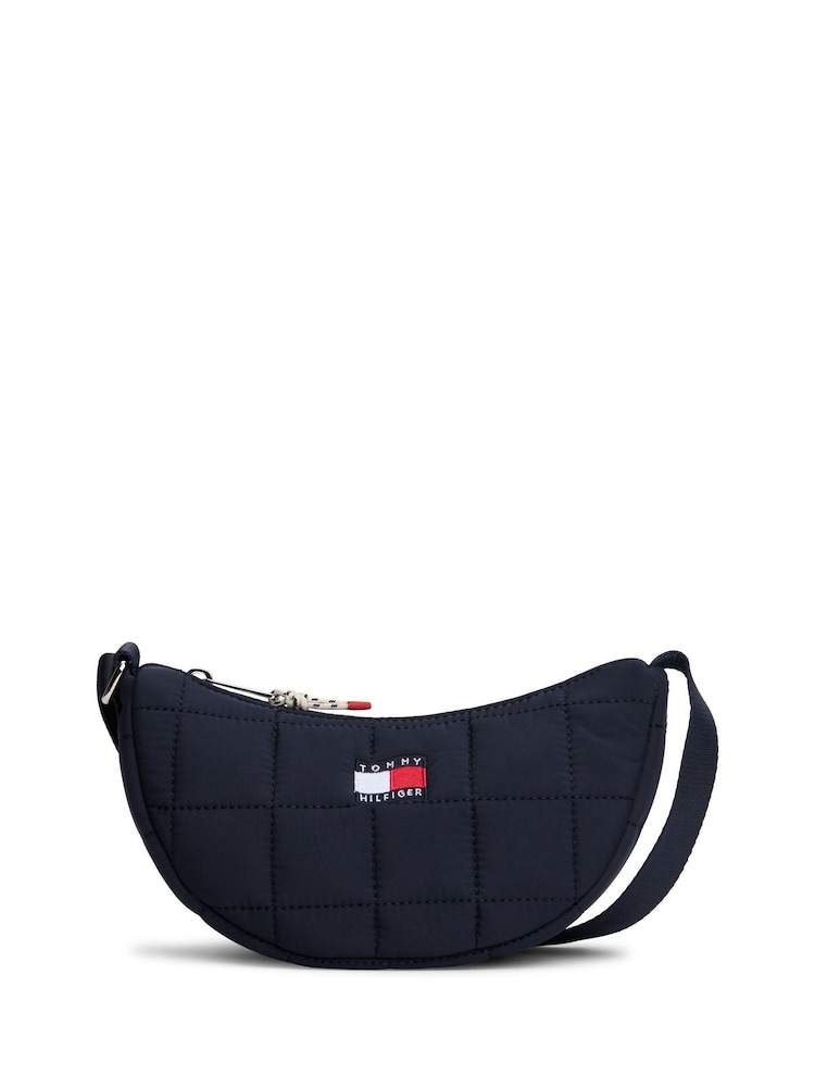 Tommy Hilfiger Quilted Crescent Cross-Body Bag - תמונה 1 מתוך 5 Tommy Hilfiger Quilted Crescent Cross-Body Bag - תמונה 1 מתוך 5