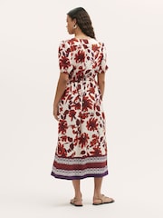 クリーム - Finery Kiara Midi Dress - 画像 4 / 4