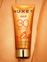 Nuxe Sun Sunkissed Fluid SPF 30 40ml - Image 2 of 4