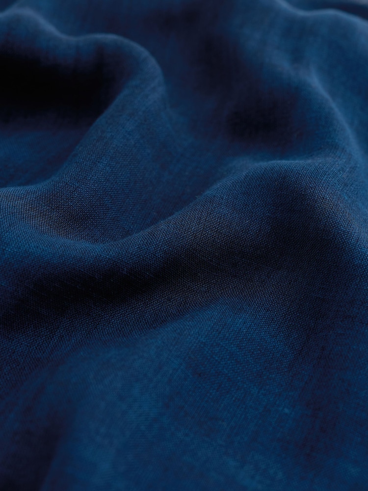 Seasalt Cornwall Navy Wilcove Snood - Image 3 of 3