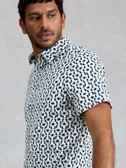 White Stuff White Finsbury Ss Floral Print Shirt - Image 4 of 6
