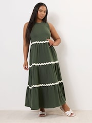 Yours Curve Green Contrast Swirl Tiered Maxi Dress - Image 4 of 5