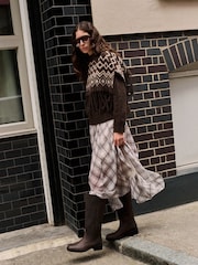 Chocolate Brown Standard fit Forever Comfort® Leather Knee High Pull On Boots - Image 3 of 5