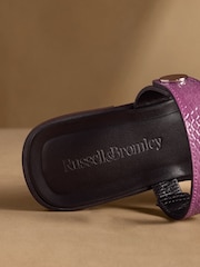 Russell & Bromley סנדלים בעיטור מתכת, דגם Newby - תמונה 5 מתוך 7