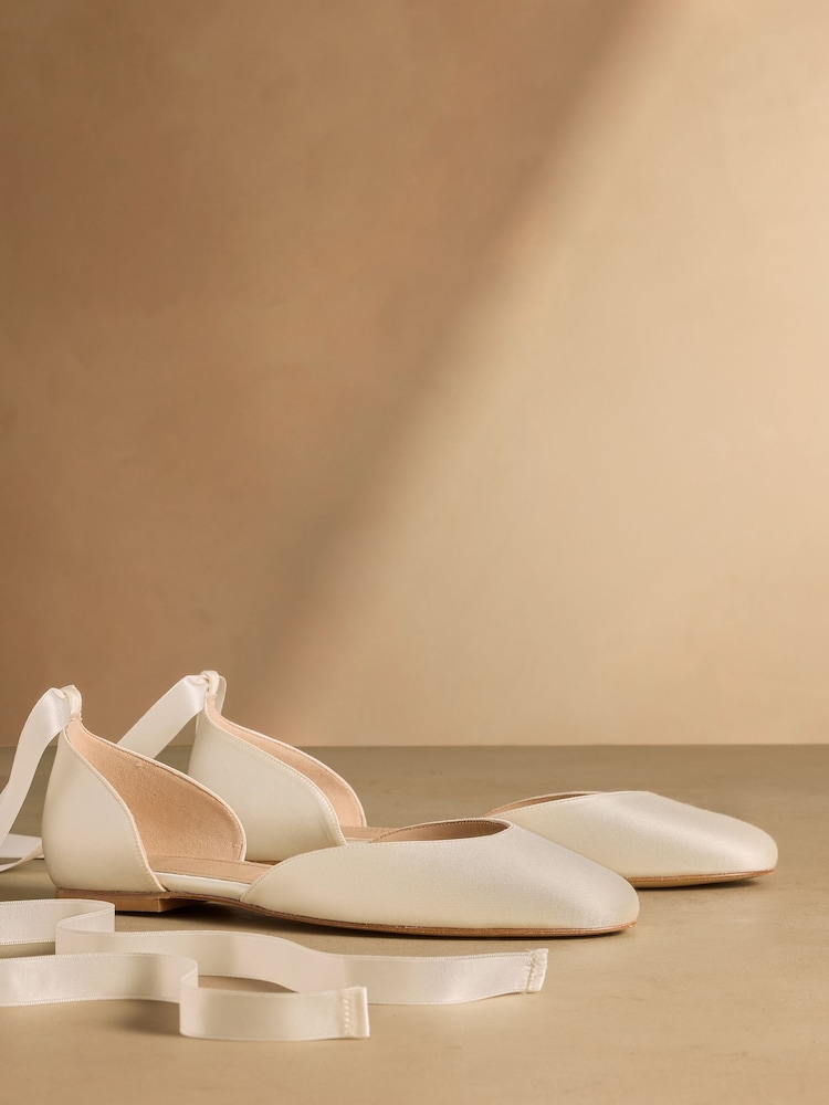 Russell & Bromley Ivory Overton Two Part Shoes - Image 1 of 7