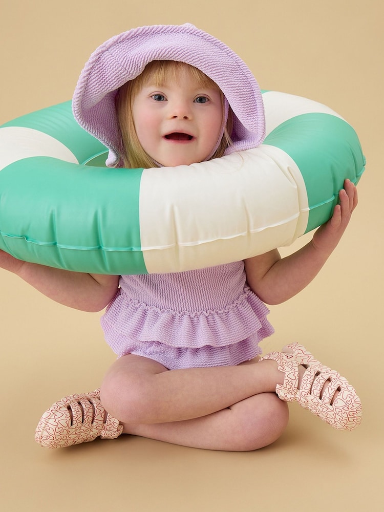 KIDLY by MORI Cream Soft Foam Clog Heart Print Sandals - Image 2 of 5