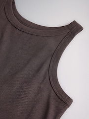 The Set 3 Pack Ribbed Maternity Racer Vests - Imagen 6 de 6