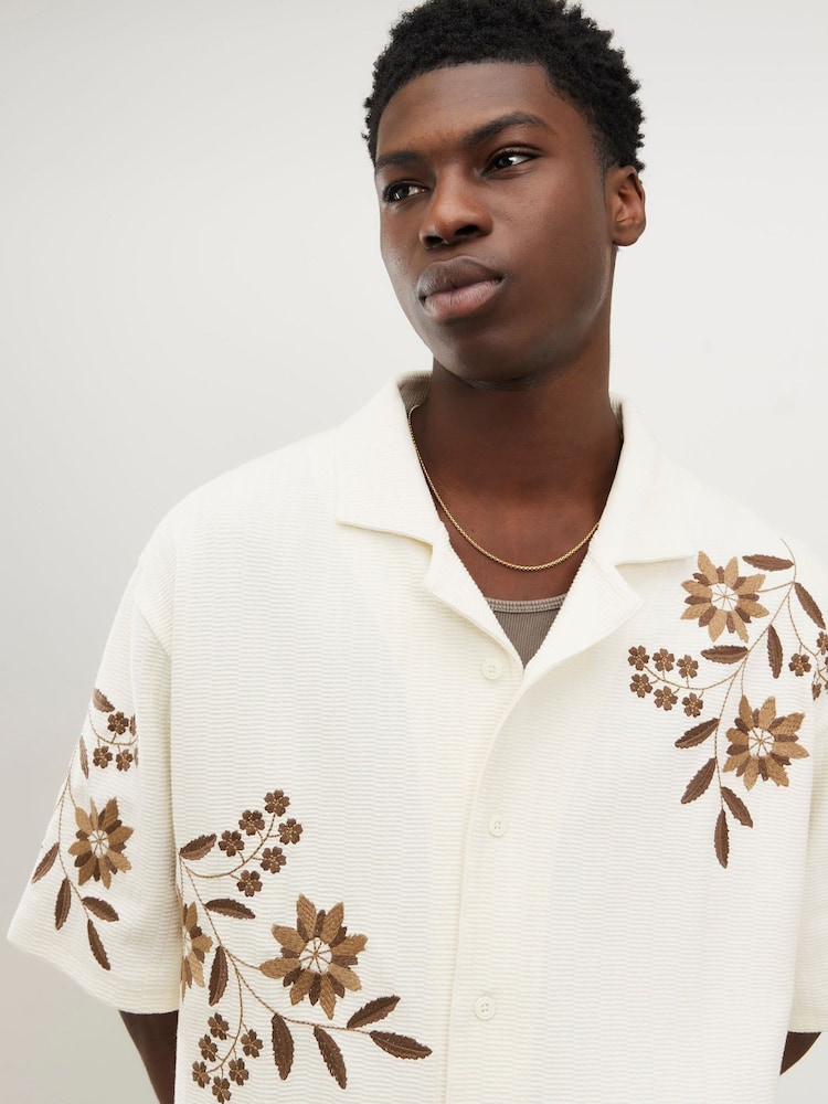 River Island Cream Floral Textured Shirt - Image 3 of 3