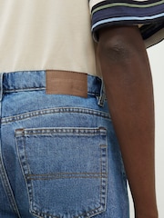River Island Regular Fit Mid Wash Shorts - Imagen 3 de 4