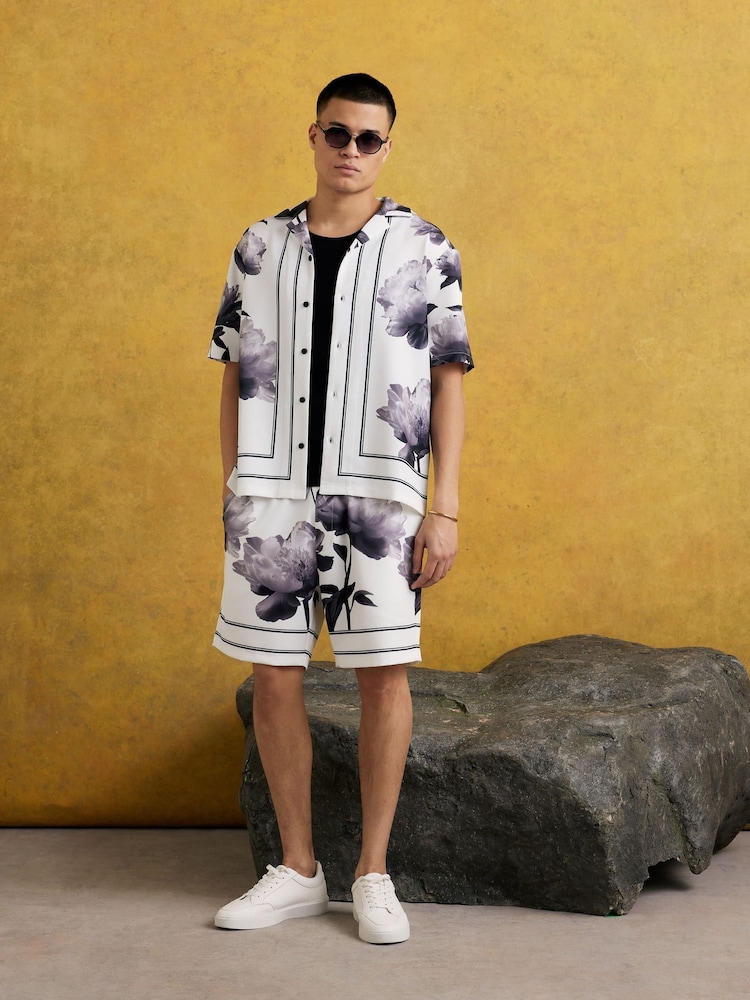 River Island Monogram Floral Pull On Shorts - صورة 1 من 2