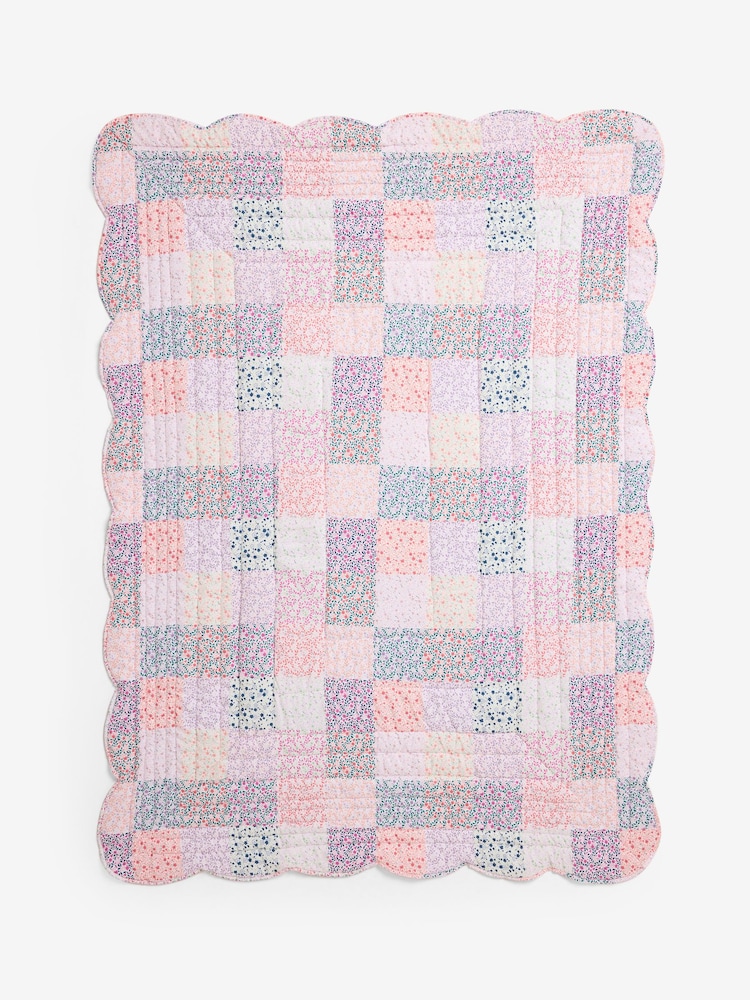 Cath Kidston Pink Heirloom Floral Patchwork Scallop Quilted Bedspread - Image 5 of 5 Cath Kidston Pink Heirloom Floral Patchwork Scallop Quilted Bedspread - Image 5 of 5