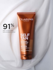 Clarins Self Tanning Milky Lotion 125ml - Image 4 of 10