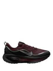 Nike Red Vomero 18 Gore-Tex Road Running Trainers - Image 1 of 3