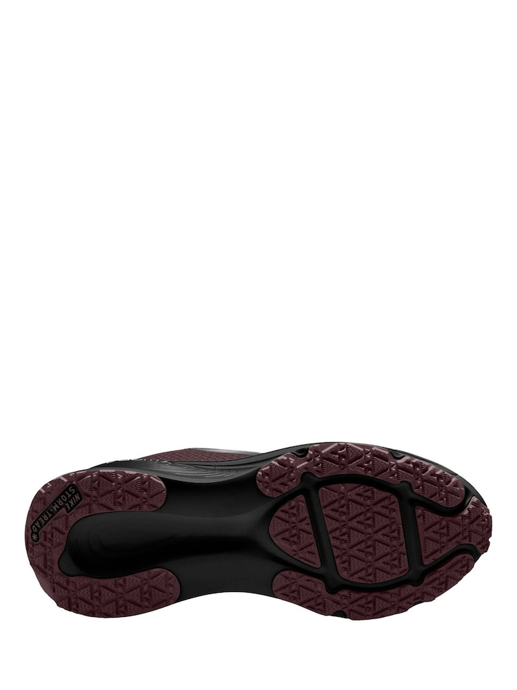Nike Red Vomero 18 Gore-Tex Road Running Trainers - Image 3 of 3 Nike Red Vomero 18 Gore-Tex Road Running Trainers - Image 3 of 3