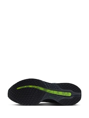 Nike Black Yellow Pegasus Premium Running Trainers - Image 6 of 8