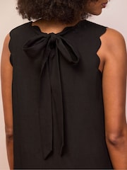 Ro&Zo Black Petite Scallop Edge Mini Dress With Linen - Image 3 of 4