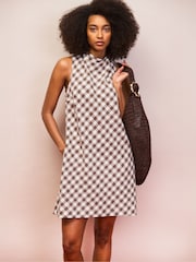 Ro&Zo Gingham Linen Blend Cowl Neck Dress - תמונה 1 מתוך 4