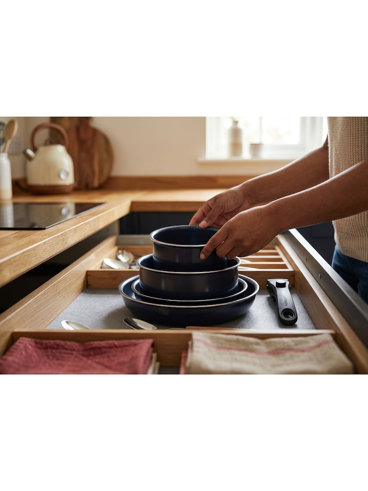 Russell Hobbs 5 Piece Blue Smart Clip Marine Pans Set - Image 8 of 8